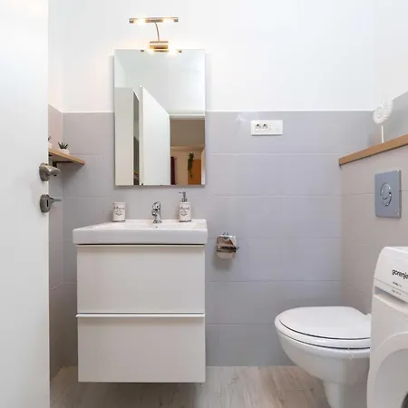 Diana - Five Bedroom House With Terrace And Sea View Ostrvo Šijak