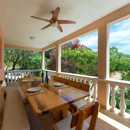 Diana - Five Bedroom House With Terrace And Sea View Tatil Evi