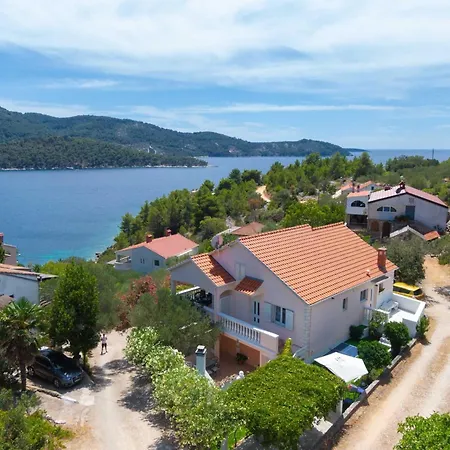Diana - Five Bedroom House With Terrace And Sea View Ostrvo Šijak
